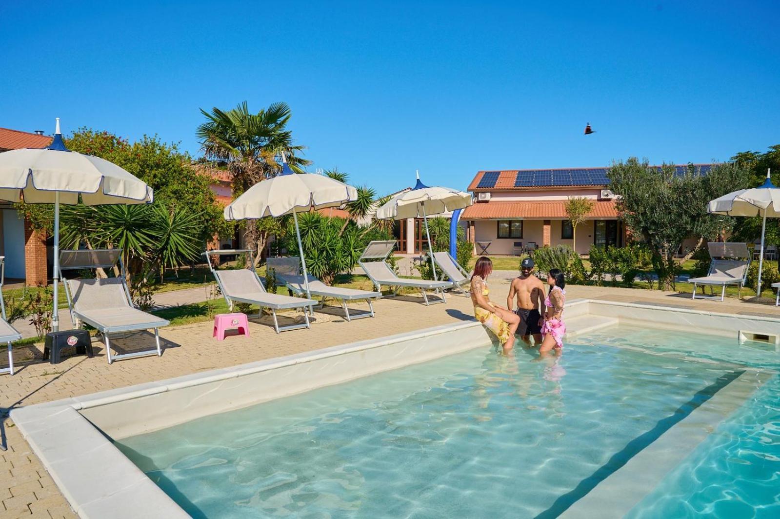 Delfino Tuscany Resort 마리나디세시나 외부 사진